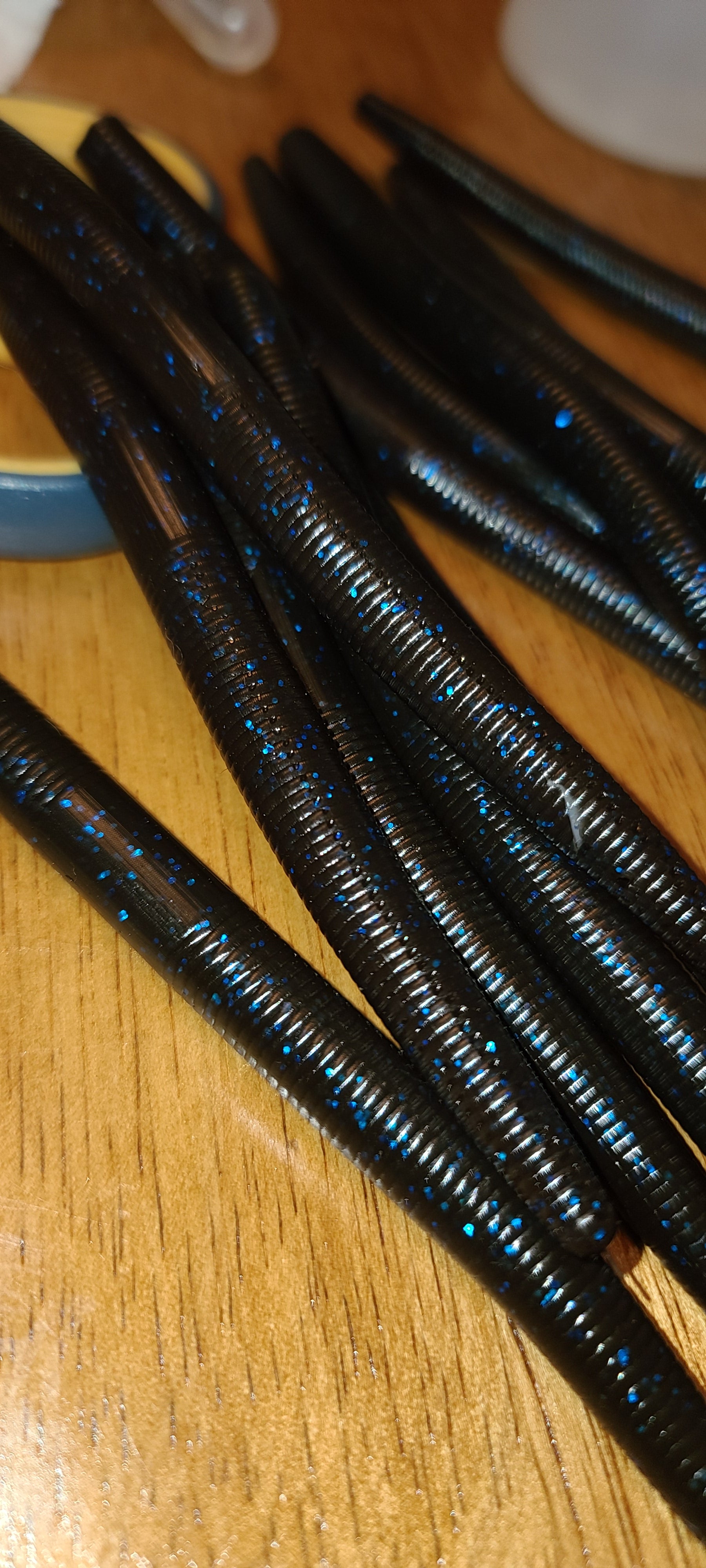  5 1/4" Sho Wormz image 3